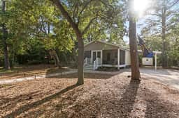 Birdsong Cottage𓇼Island Retreat+Central Location - Image 4